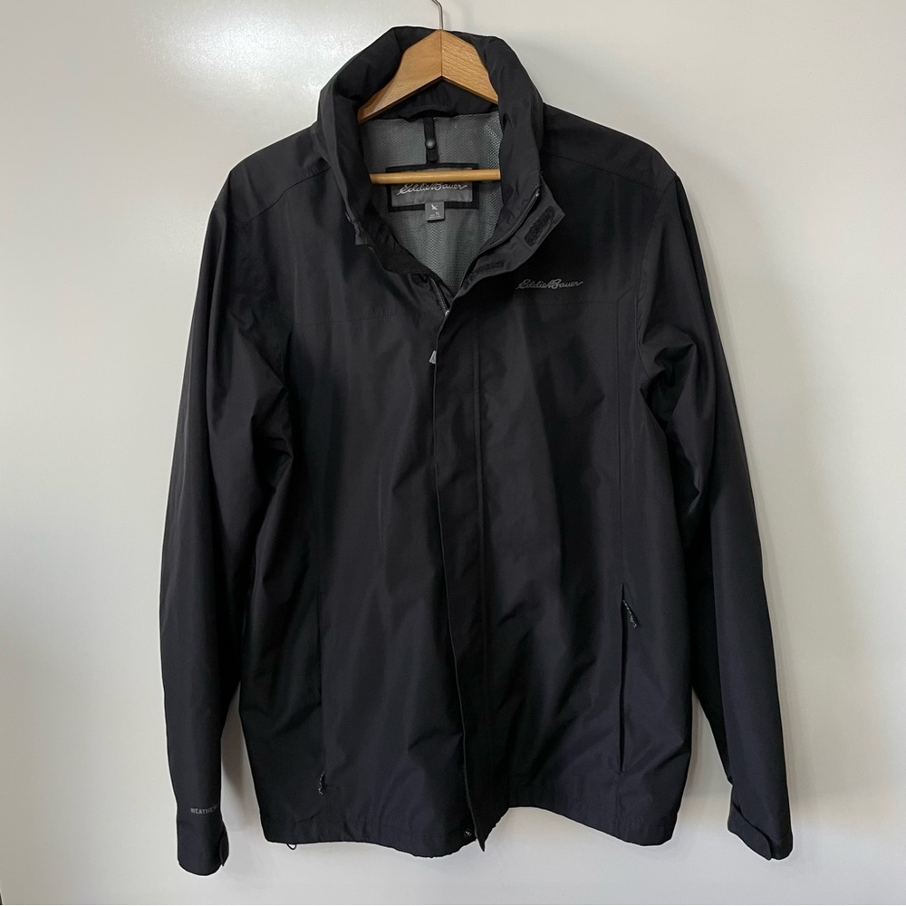Eddie Bauer Men's Black Hooded Water-Resistant Shell Jacket, size Tall Large